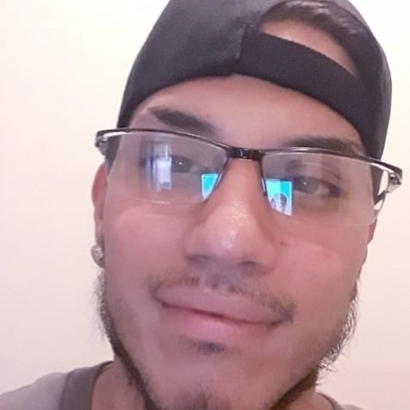 Meet your Posher, Javier - Picture 1 of 1